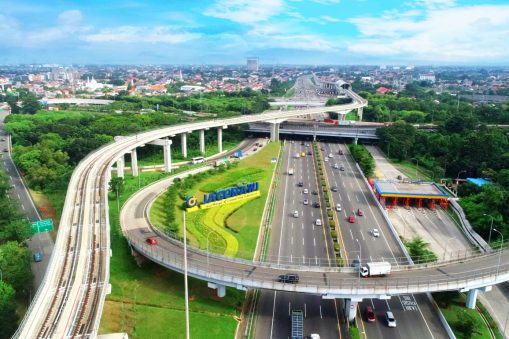 jalan tol jagorawi