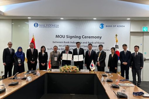 Gubernur BI, Perry Warjiyo, dan Gubernur Bank of Korea, Rhee Chang Yong