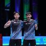 Raymond Indra (kanan) dan Nikolaus Joaquin usai mengalahkan Liang Wei Keng/Wang Chang pada perempat final All England 2026 di Utilita Arena, Birmingham, Inggris, Jumat (6/3) malam. (Foto: Tim Humas dan Media PBSI)