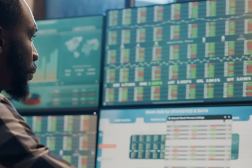 BEI, saham, pasar saham, bursa saham, bursa efek Indonesia, efek, bursa, emiten, harga saham, tren saham, indeks harga saham gabungan, ihsg, indeks sektoral, LQ45, IDX30, Kompas100