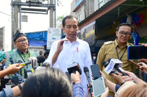 Preisden Jokowi di Pasar Parungpung Bogor 0623